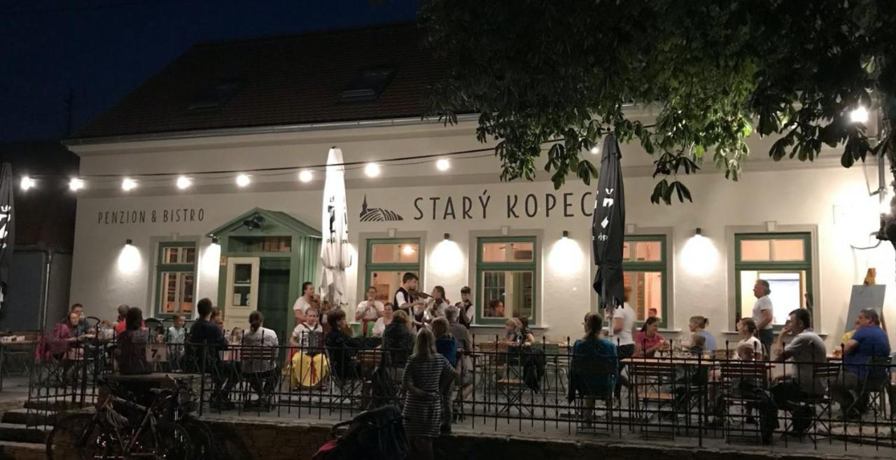 Penzion A Bistro Stary Kopec Znojmo Ngoại thất bức ảnh