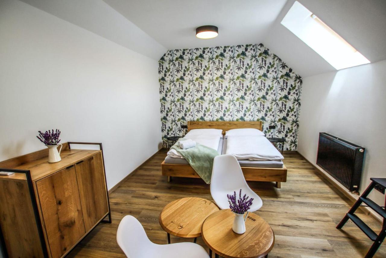Penzion A Bistro Stary Kopec Znojmo Ngoại thất bức ảnh